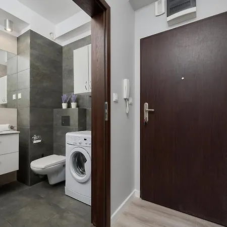 Odra Tower With Free Garage By Renters Διαμέρισμα *