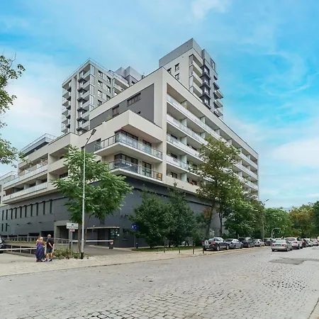 Odra Tower With Free Garage By Renters Apartment *
