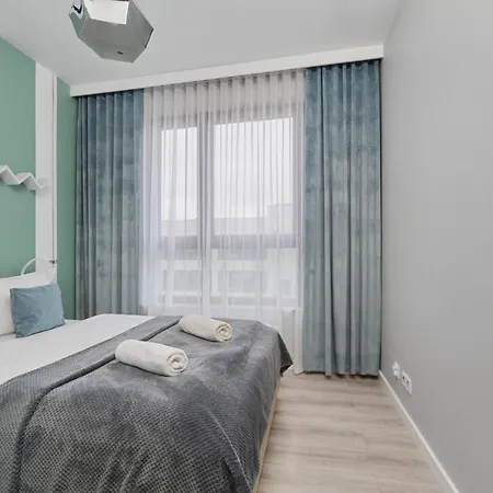 Odra Tower With Free Garage By Renters شقة *