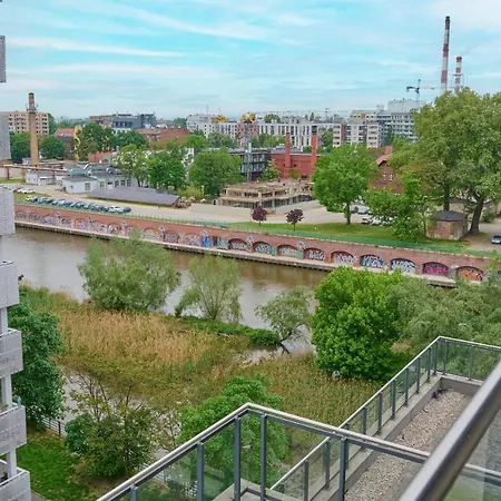 アパート Odra Tower With Free Garage By Renters