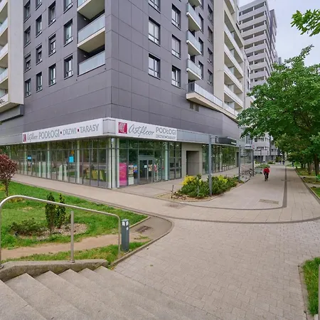 Odra Tower With Free Garage By Renters *