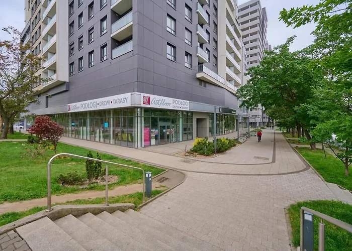 Odra Tower With Free Garage By Renters *