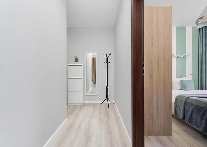 Odra Tower With Free Garage By Renters Apartment