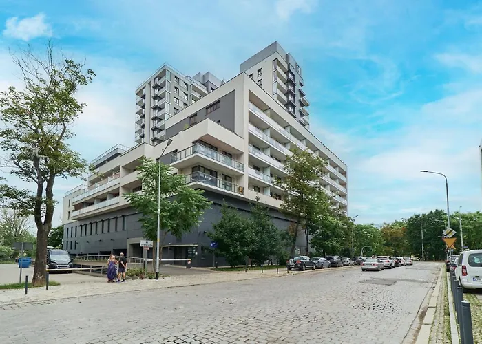 Odra Tower With Free Garage By Renters Apartment *