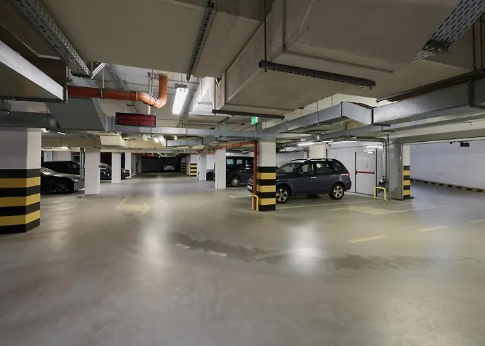 Odra Tower With Free Garage By Renters Wroclaw