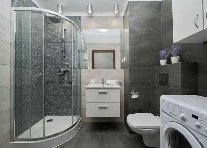 Odra Tower With Free Garage By Renters Apartment *